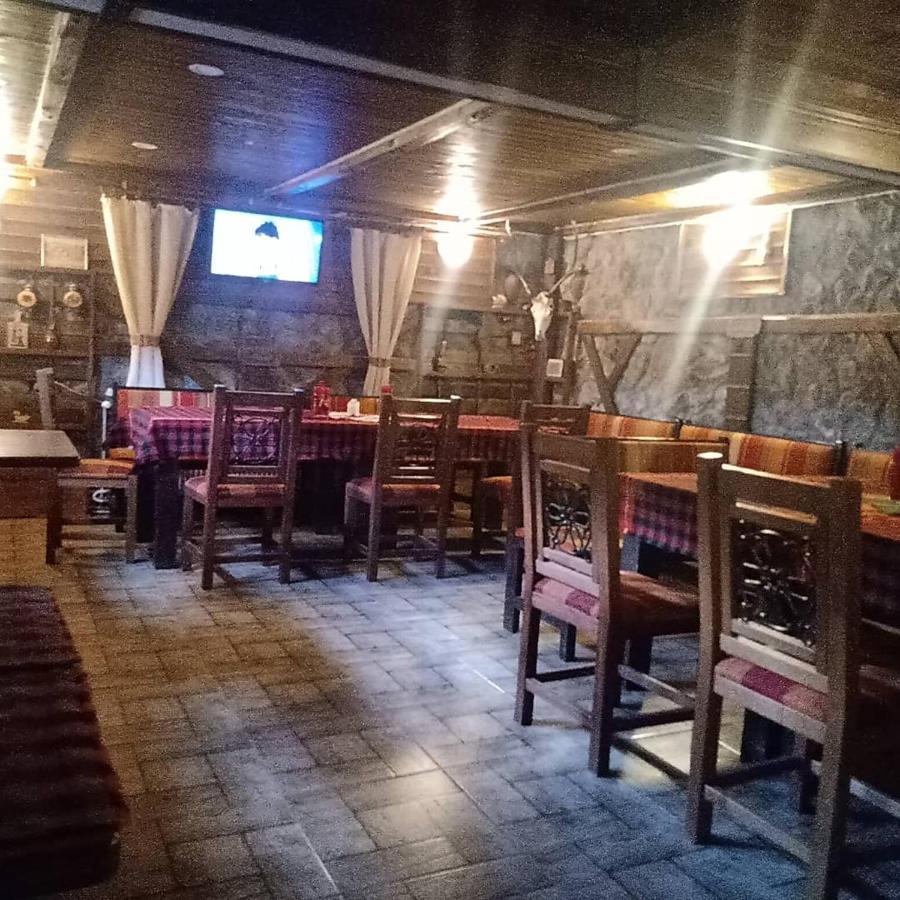 Кръчмъ При Байката Hotel Ribarica Exterior foto