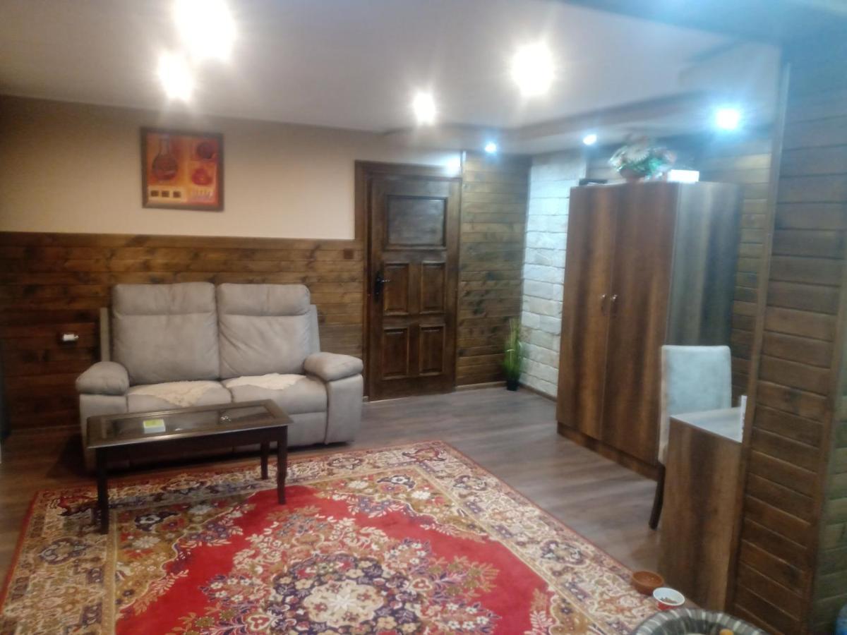 Кръчмъ При Байката Hotel Ribarica Exterior foto